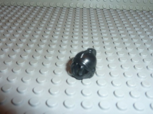 Lego black minifig accessory - black,