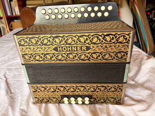 Fisarmonica diatonica vintage