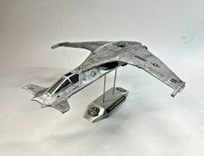 Spazio: Sopra e oltre. Testa