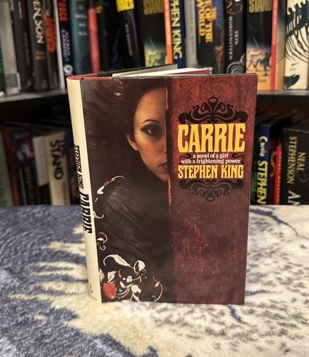 Carrie stephen king - carrie,