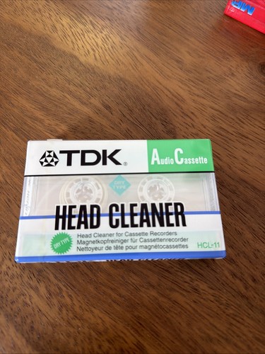 Cassetta head cleaners - , for