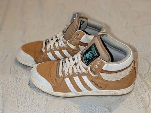 Adidas originals star wars - star,