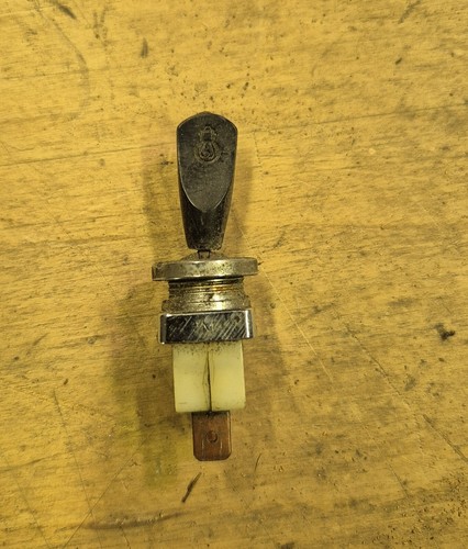 Interruttori luci strumenti - interruttori,