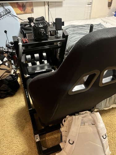 Full fanatec racing simulator - fanatec,