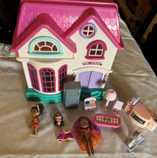 My happy family doll house