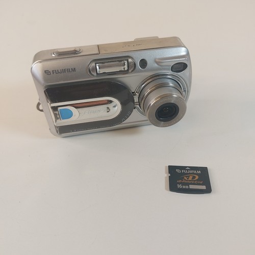 Fujifilm finepix a330 2 - a330, 3.2
