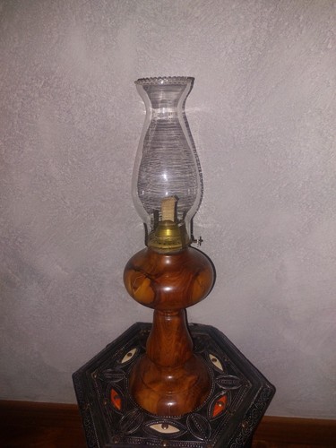 Antica lampada petrolio - antica,