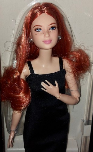 Barbie signature basics model - signature,