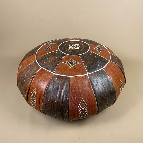 Pouf pelle marocchina - in,