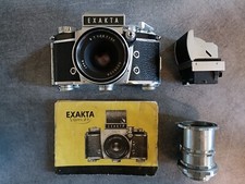 IHAGEE EXAKTA Varex IIb con JENA 50mm f/2.8 e accessori