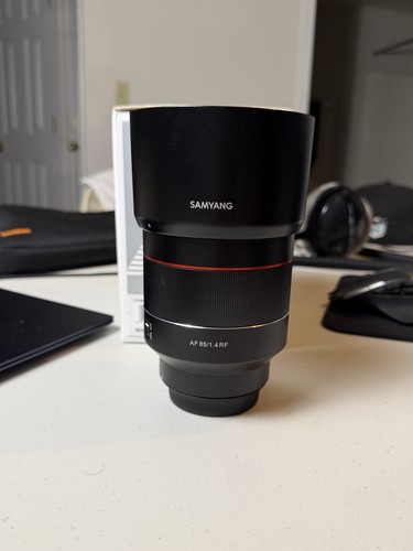 Samyang 85mm 4 - rf, af