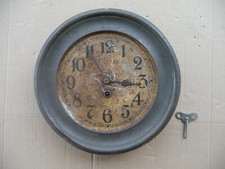 Vecchio orologio parete - vecchio,