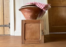 Armadio antico in mogano, credenza in legno, manico in ottone, arredamento vintage