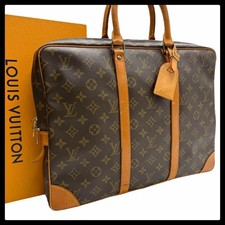 LOUIS VUITTON Monogram