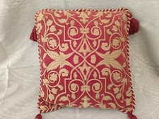 Cuscino decorativo di Roma. Fatto a mano in cotone e lana. Oro e terracotta.