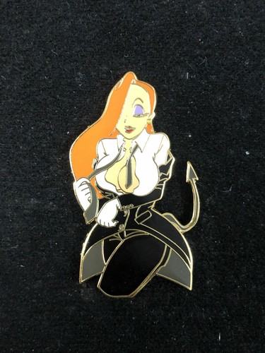 Costume pin disney - disney, fantasy