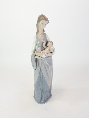 Lladro figurine 5086 mater - lladro,