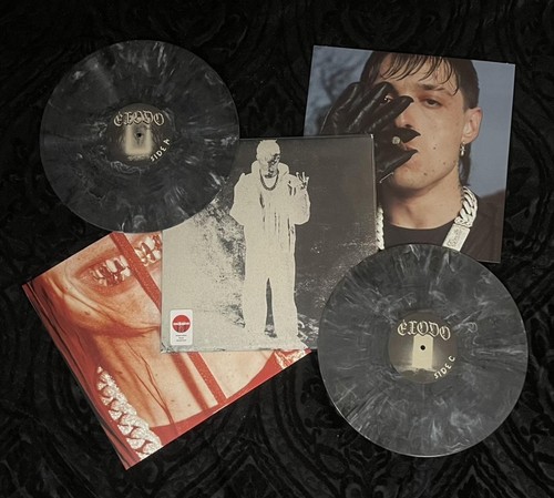 New sealed vinyl - peso, pluma