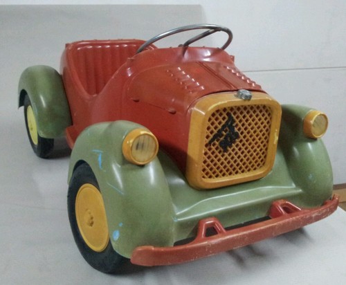 Giordani vintage pedal car - vintage,