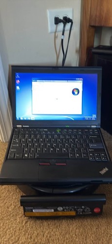 Lenovo x220 gb - •, •