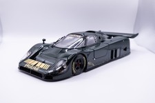 EXOTO 1/18 Motorbox Jaguar