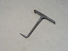 Panca forgiata a mano cane