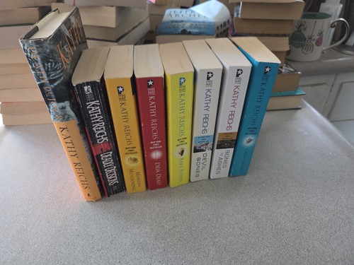 Kathy reichs lot book - 8,