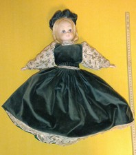 BAMBOLA IN GESSO con Vestito