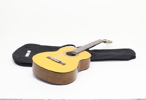Yamaha classic guitar - yamaha,