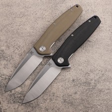 Coltello pieghevole tattico