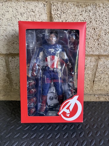 Hot toys captain - hot, the
