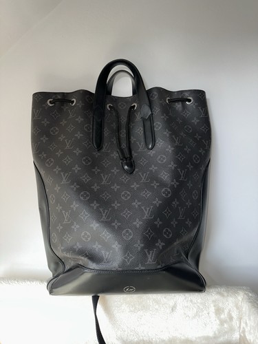 Louis vuitton explorer - louis,