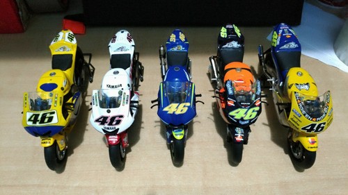 Moto valentino rossi - 1, 12