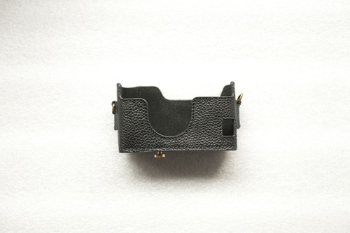 Custodia mezza fotocamera vera