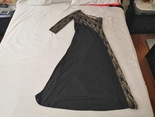 Abito lungo con spacco. Taglia M.