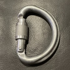 BELLO Moschettone Petzl Omni