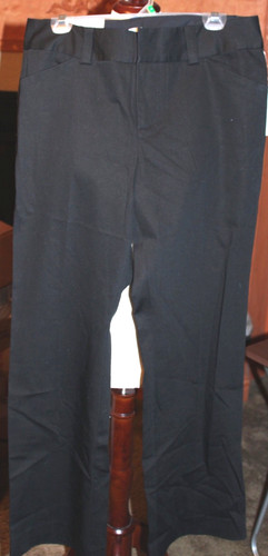 Pantaloni svasati neri