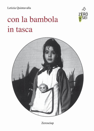 Con bambola tasca - la, in