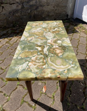 Tavolino da caffè in pietra