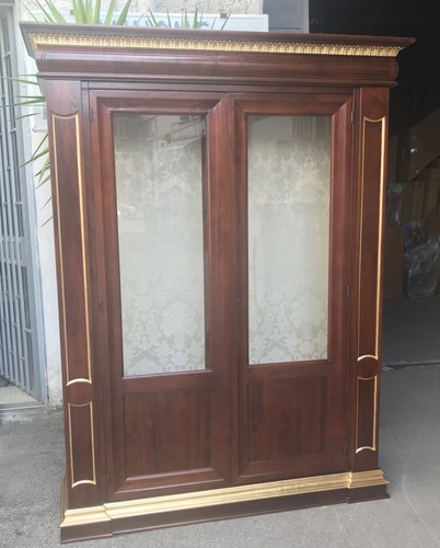 Vetrina classica con - classica,
