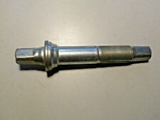 Axe pédalier BMX 136 mm acier