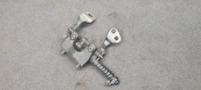 BMW 3 E90 E91 2011 Hinge