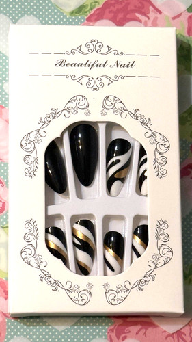 Bellissima unghie nera con - bellissima,