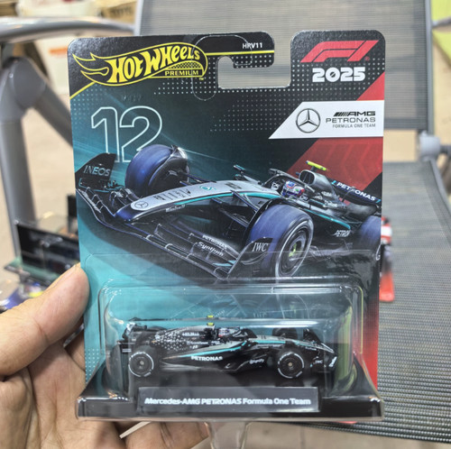 Hot wheels premium - 1:64,