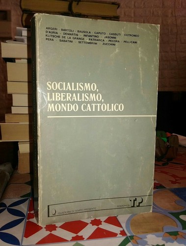 Socialismo liberalismo mondo - socialismo,,