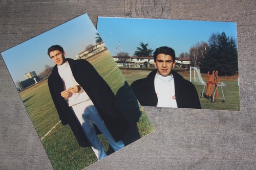 Photos picture a - /, ))