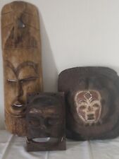 Tre maschere tribali in legno del Centro Africa scolpite a mano originali