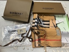 Burberry Classic Cashmere