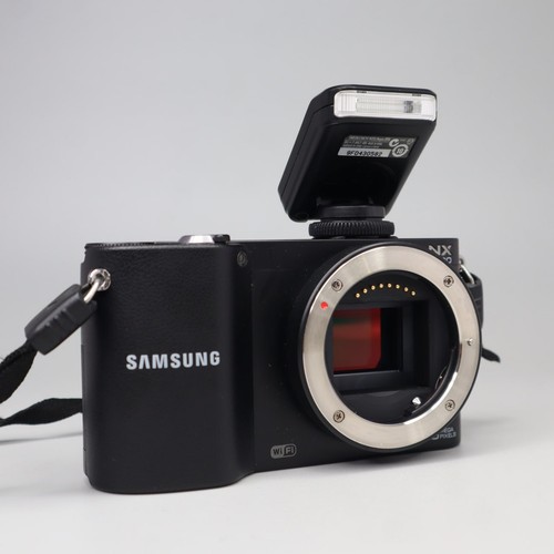 Samsung nx1100 solo corpo - nx1100,
