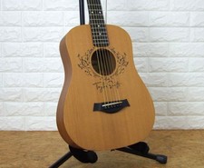 Taylor Swift Baby Taylor